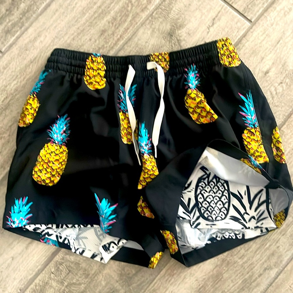 Chubbies 4” Inseam Medium Swimsuit with liner